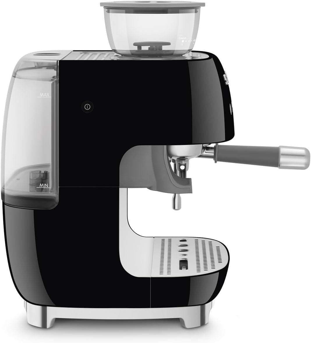 Smeg, Machine à Café Expresso Manuelle EGF03CREU, avec Broyeur à Grain Intégré, Thermoblock, 4 Niveaux de Température, Buse Vapeur et Manomètre, Réservoir 1 L, Dimensions Compactes, 1350W, Crème