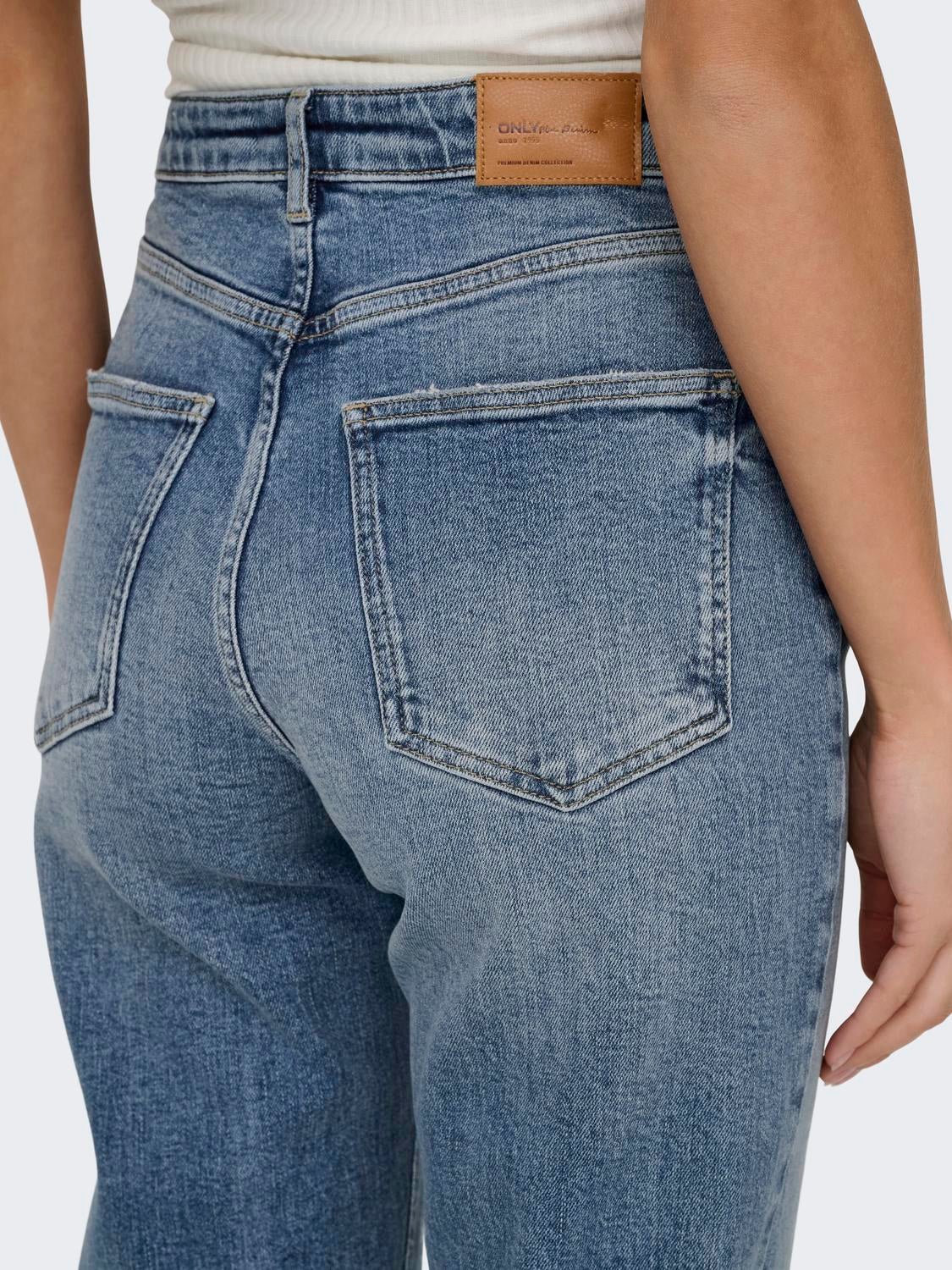 ONLJUICY Hohe Taille Ausgestellt Jeans Medium Blue Denim