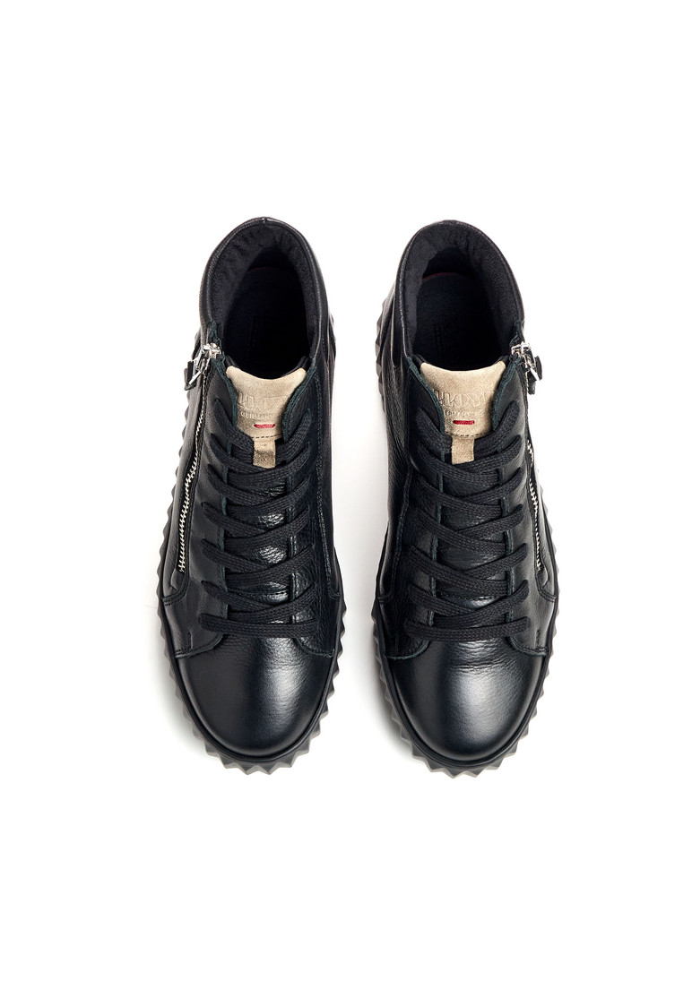 STIEFELETTE Schwarz