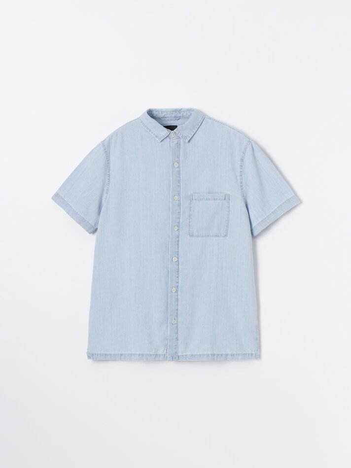 Camisa jeans de manga curta - Azul claro