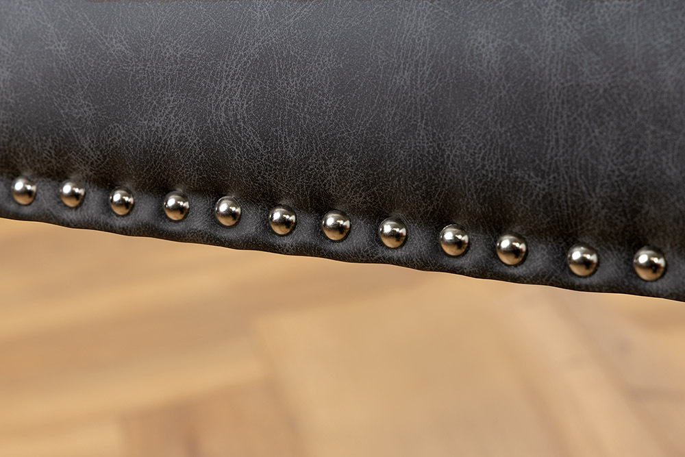 Chesterfield Stuhl CASTLE schwarz Kunstleder Gummiholz Ziernieten