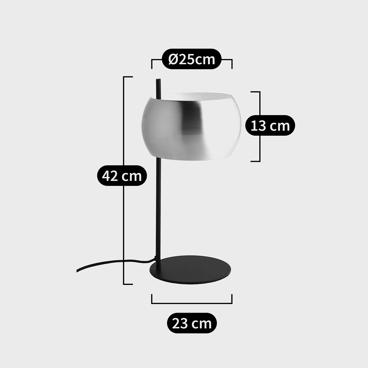 LA REDOUTE INTERIEURS<br>Candeeiro de mesa preto em ferro e latão, Elori