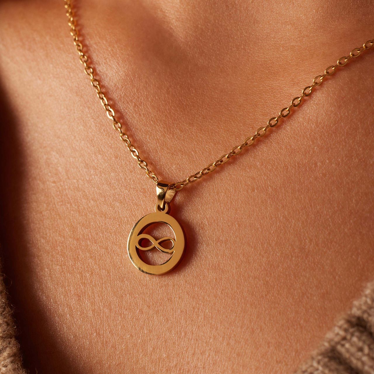 Stalen goldplated ketting met hanger open infinity