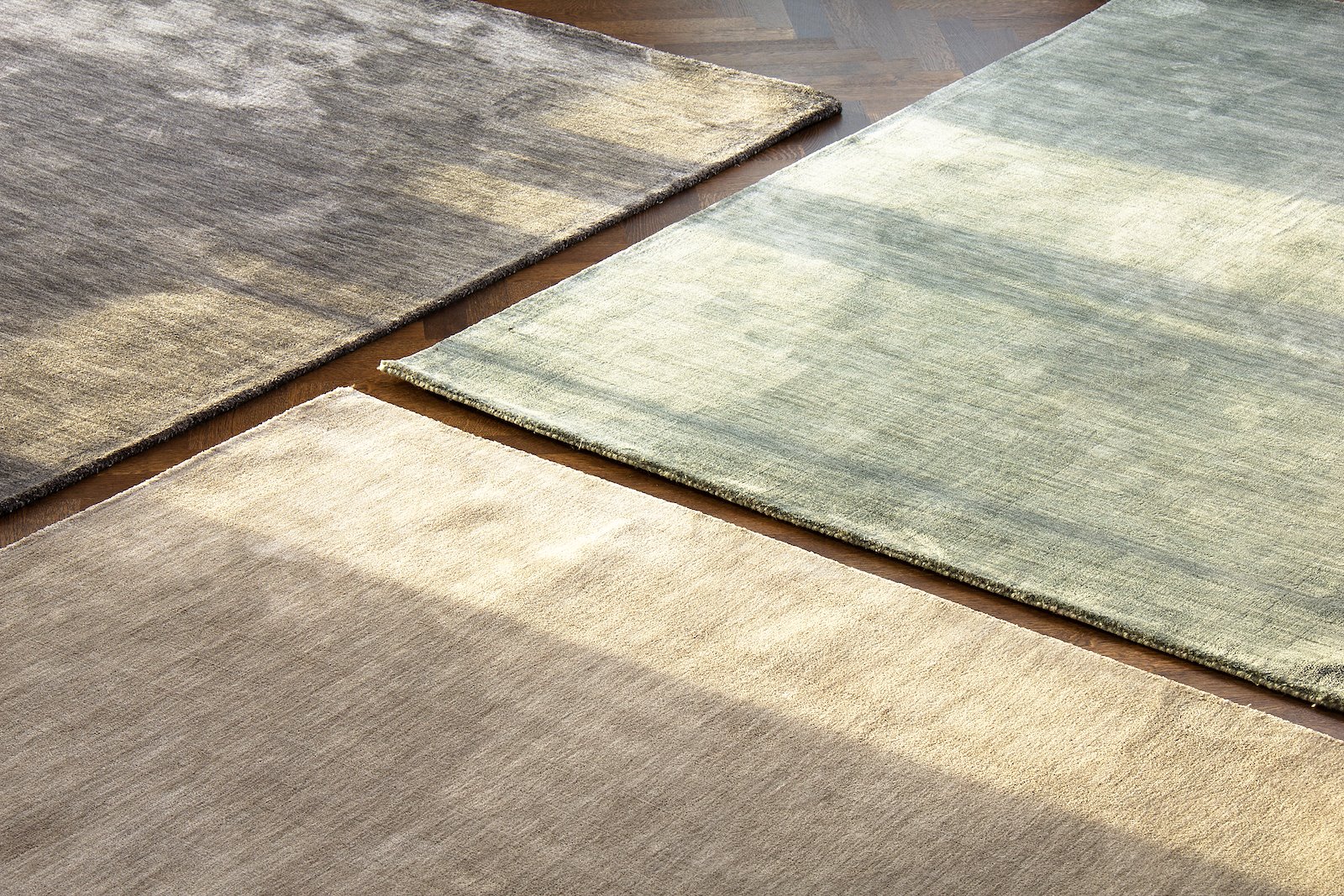 Wilston gulvteppe  160x230 160x230 cm. Grønnfarget polyester håndtuftet.