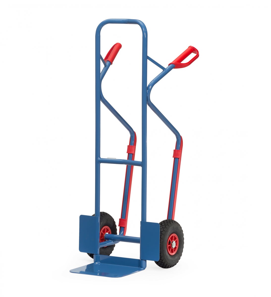 Fetra stalen buiskruiwagen met luchtbanden, 1300 mm hoog, met kunststof glijders van 320 mm, schep van 250 x 320 mm.