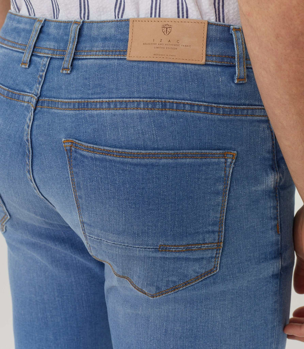 Bermuda slim en jean bleu-clair 